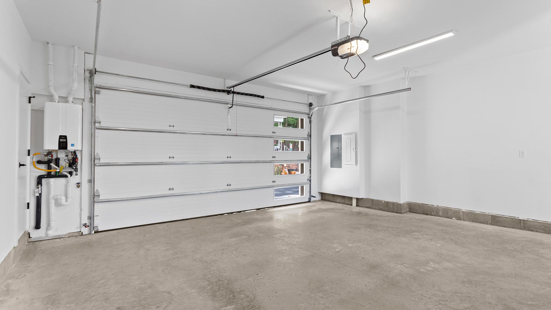 Parkline Townhomes - Two Car Garage in the Fan District